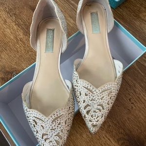 Betsey Johnson size 10 wedding flats
